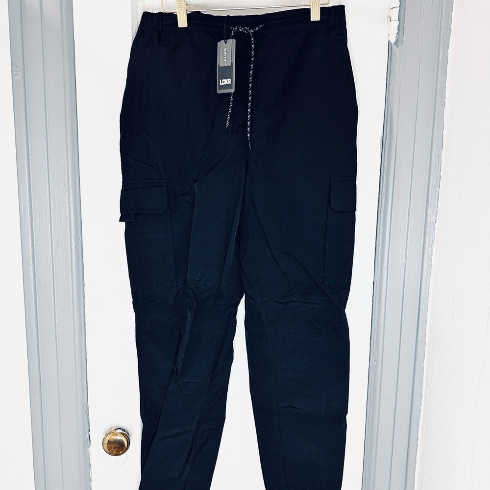 Drawstring joggers in black